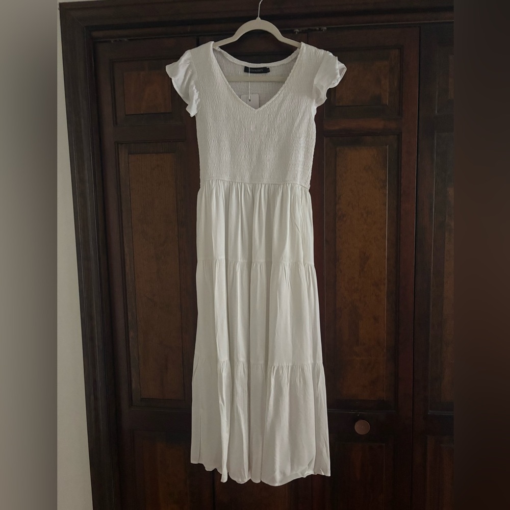 Off white Ruffled Tiered Maxi Dress with Flutter Sleeves